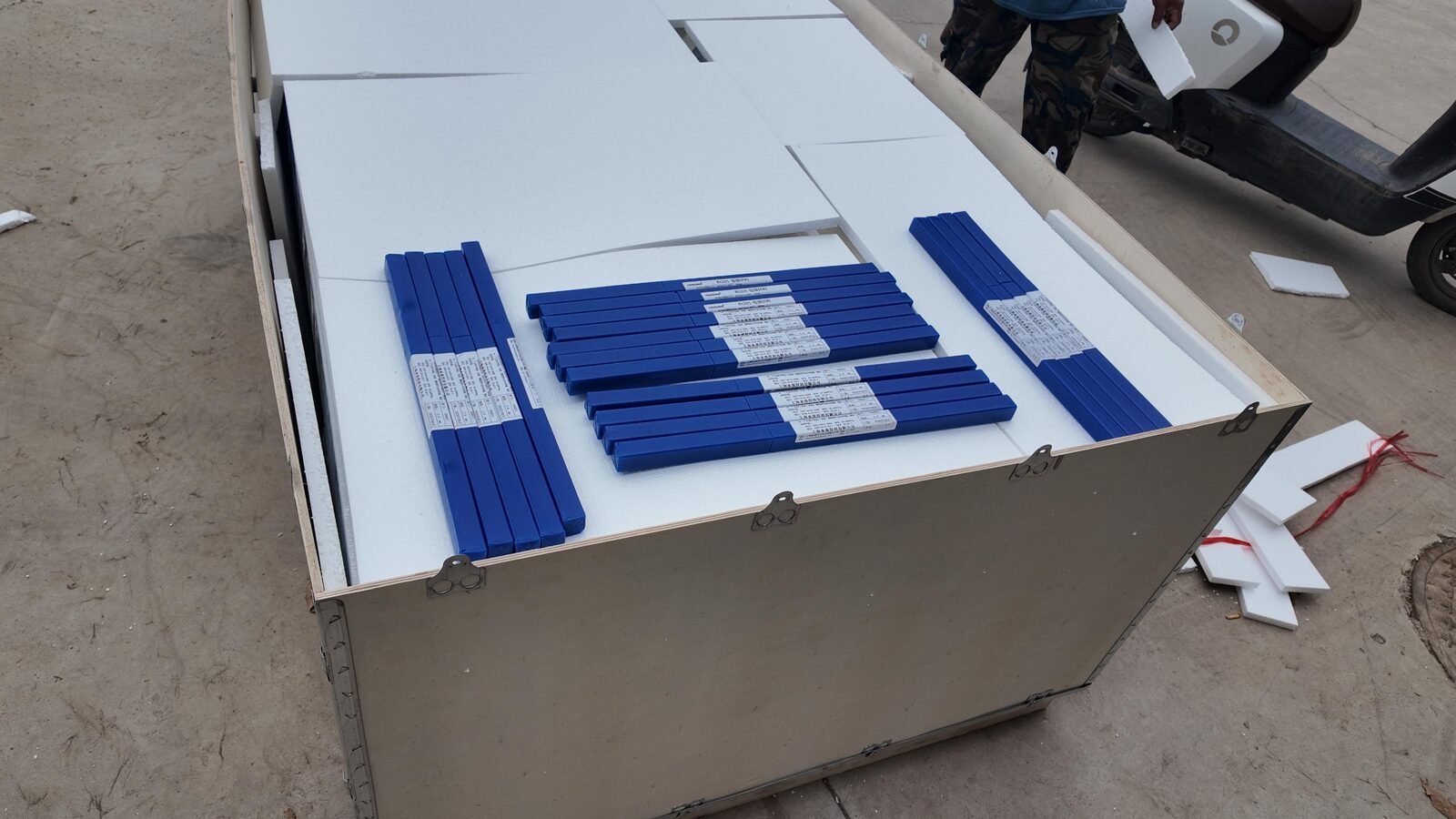 Bed head unit components separated by foam packing