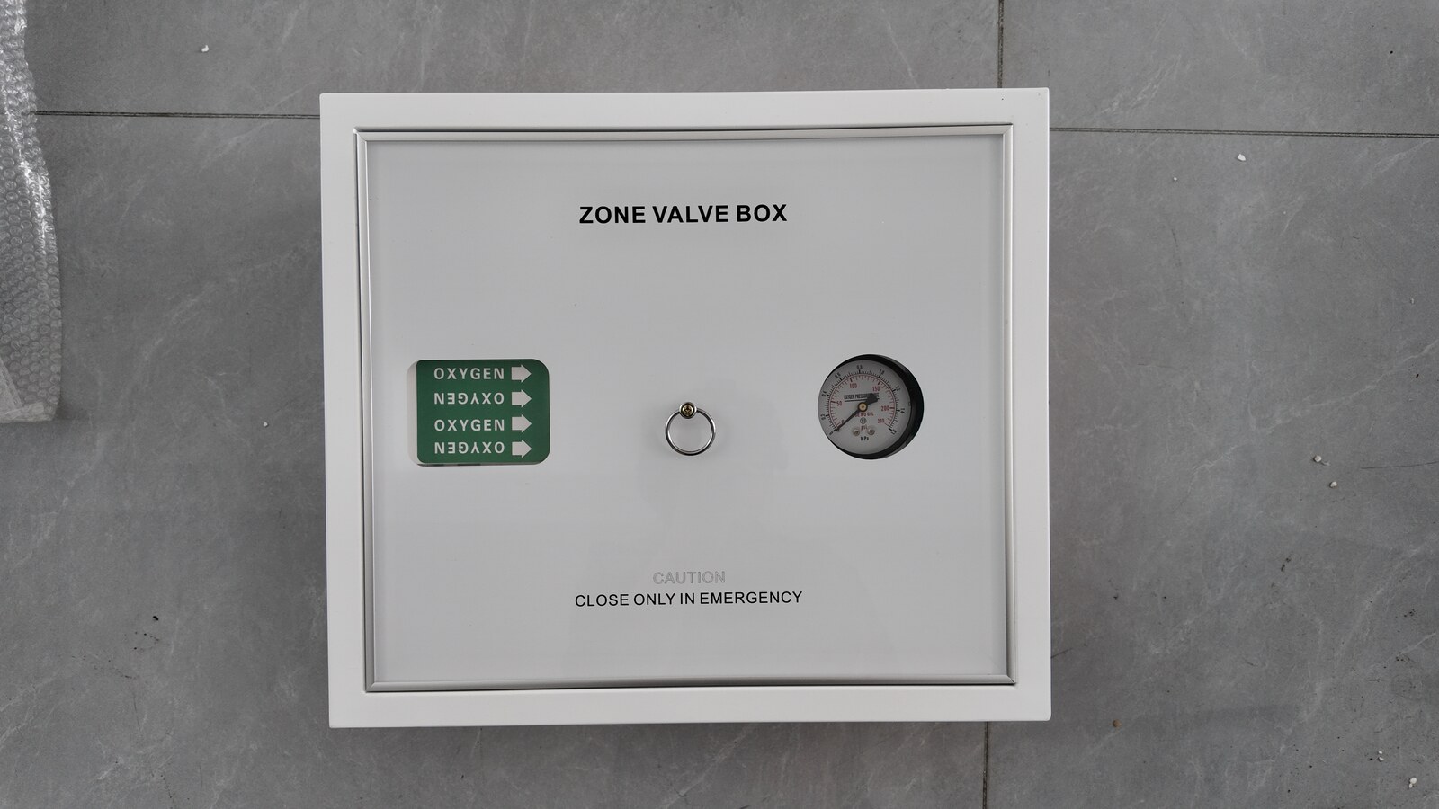 Front view of a GVB-4 zone valve box
